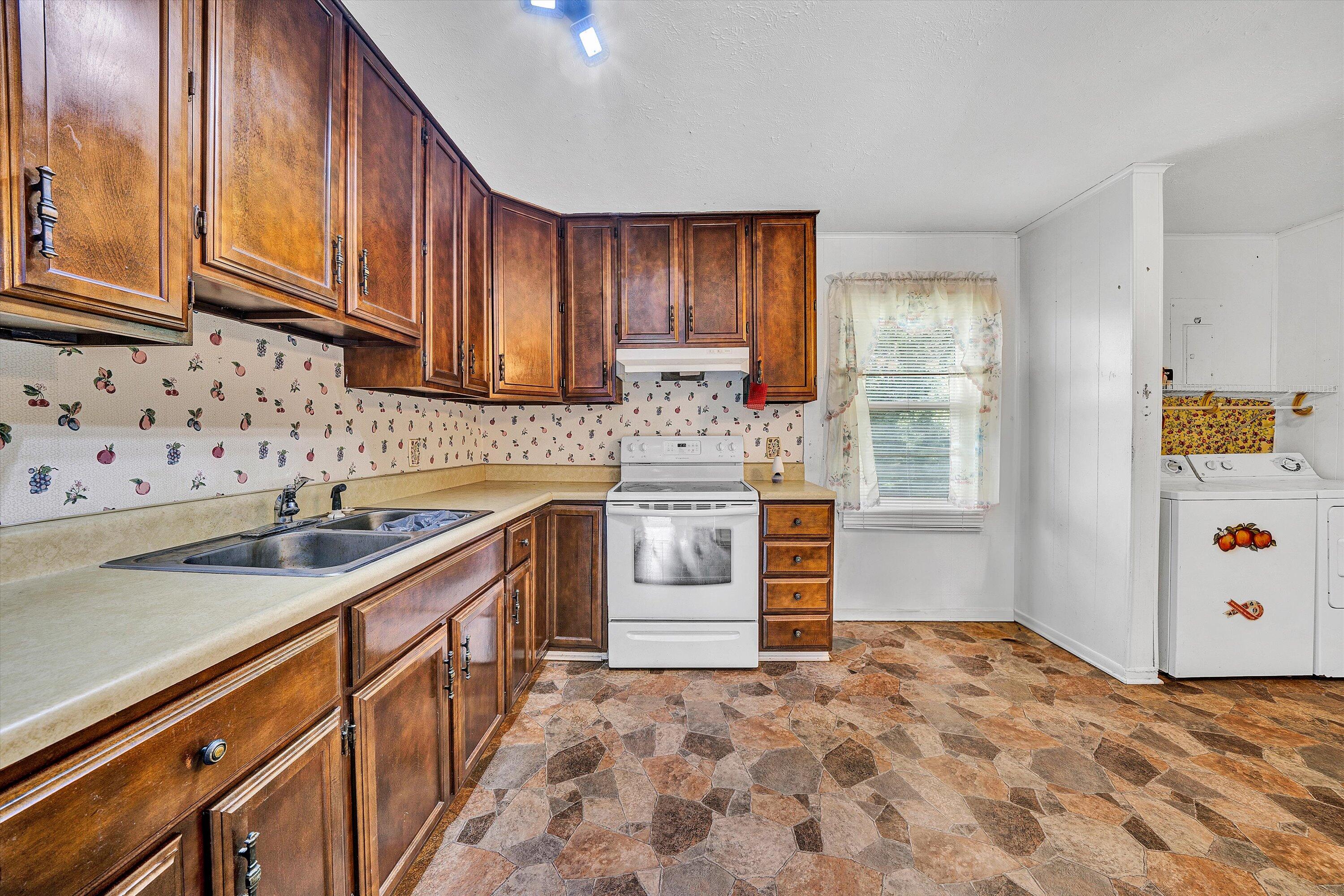 1130 Deep Woods Road Hardy, VA 24101 - Photo 8 of 28 05-SGP-00388