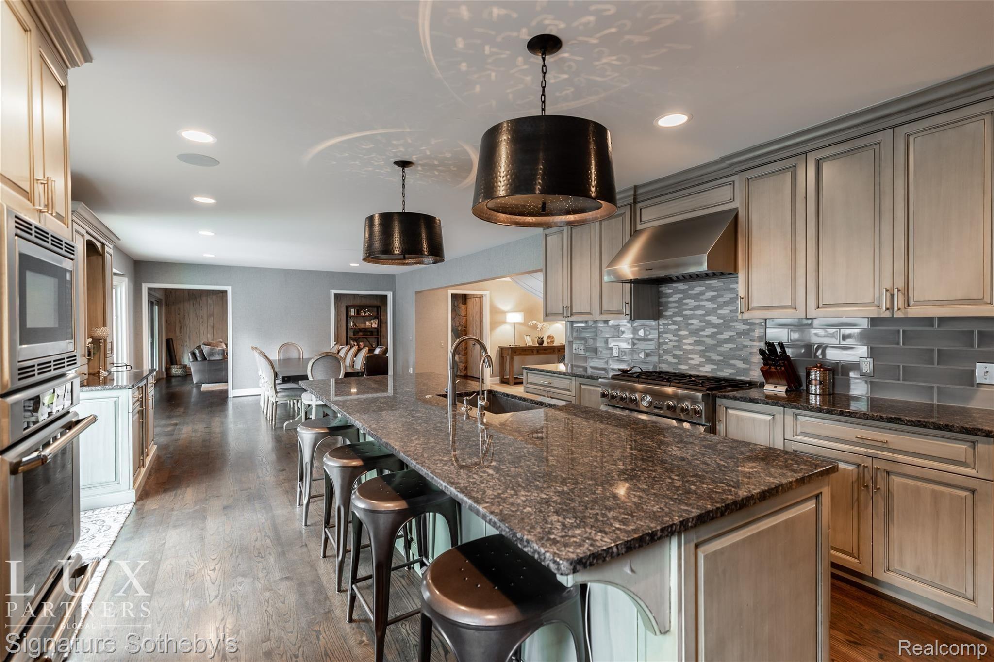 578 Shelden Road Grosse Pointe, MI 48236 - Photo 16 of 25 1 (17 of 29).jpg