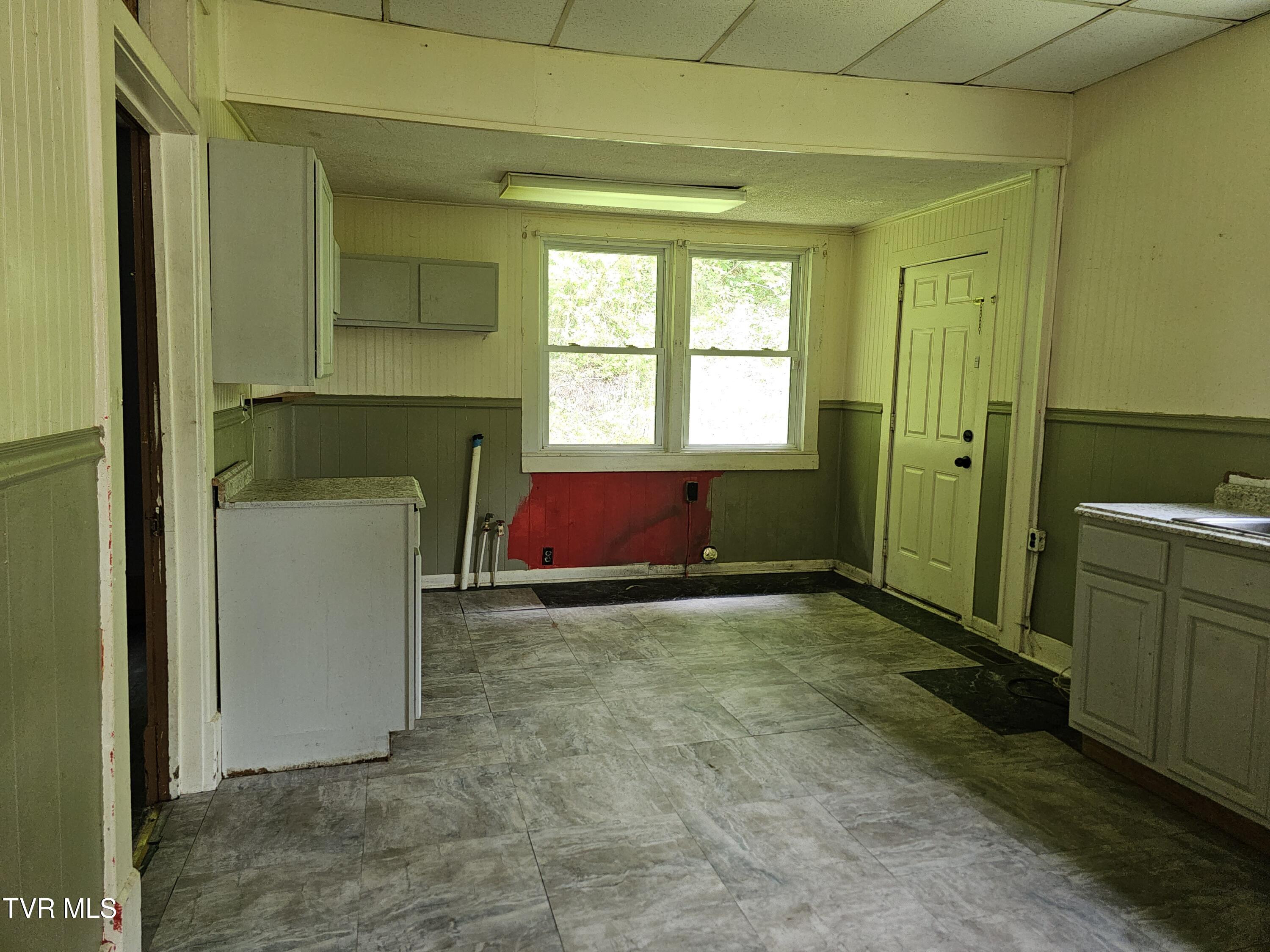 2104 Exeter Road Appalachia, VA 24216 - Photo 13 of 26 20
