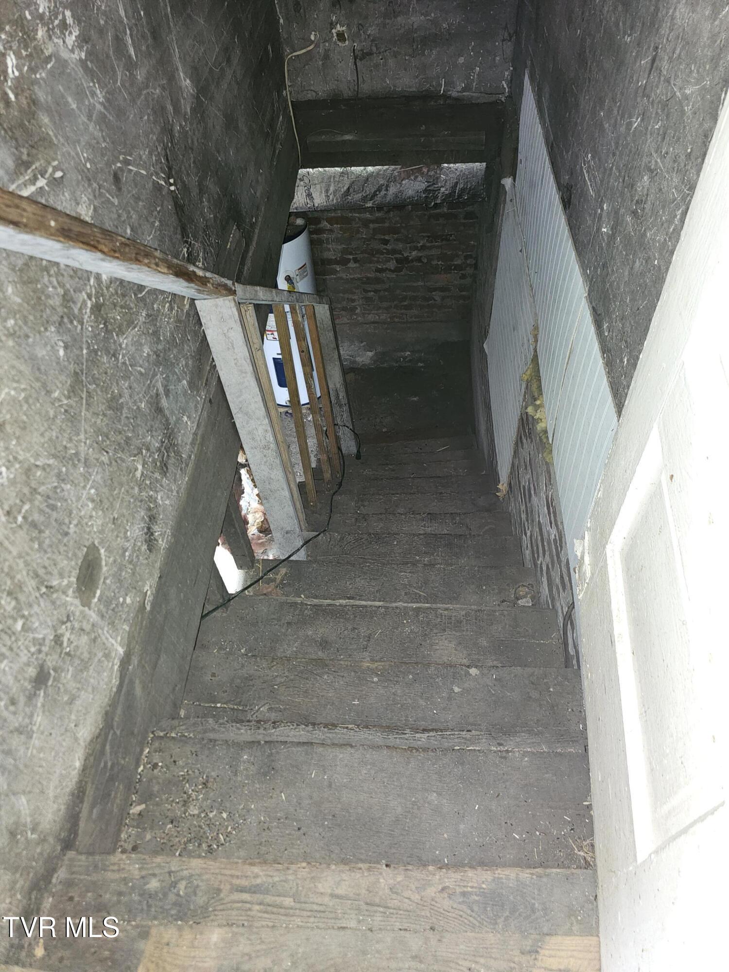 2104 Exeter Road Appalachia, VA 24216 - Photo 24 of 26 32