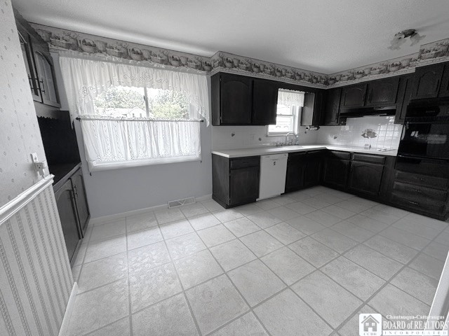 7 Swan Street Hanover, NY 14062 - Photo 11 of 29