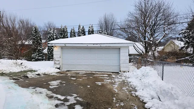 $249,900 | 5864 Dafred Drive, Rockford, IL 61107