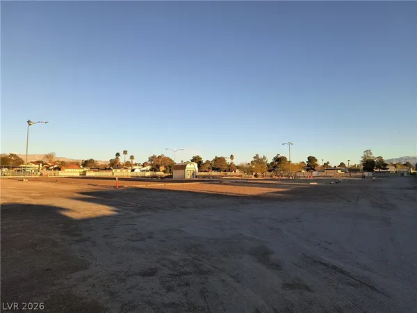 $3,250 | 5805 Paseo Montana, Las Vegas, NV 89108