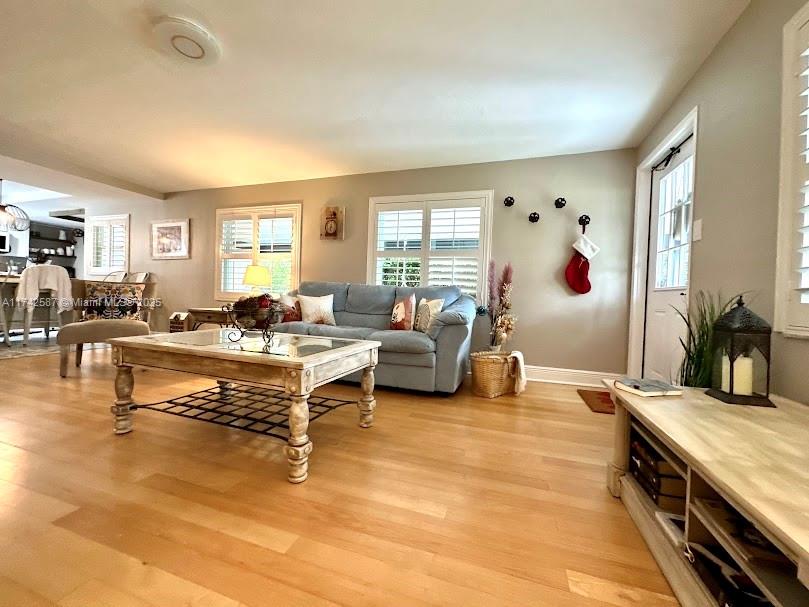 160 4th Street Naples, FL 34113 - Photo 11 of 33