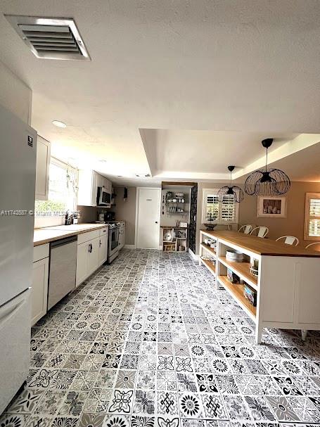 160 4th Street Naples, FL 34113 - Photo 8 of 33