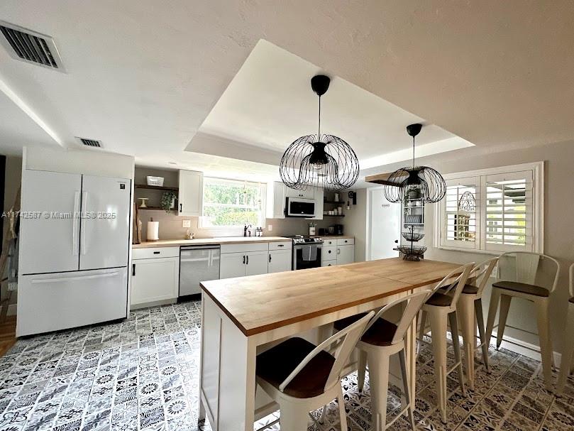 160 4th Street Naples, FL 34113 - Photo 9 of 33