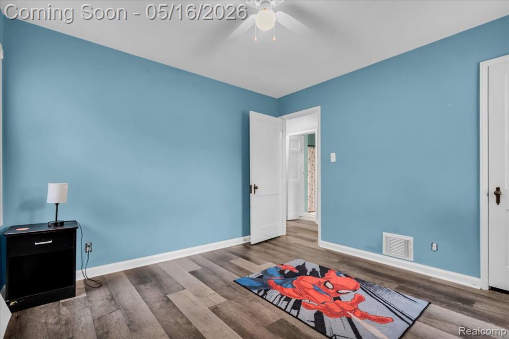 1174 Columbia Road Berkley, MI 48072 - Photo 14 of 41