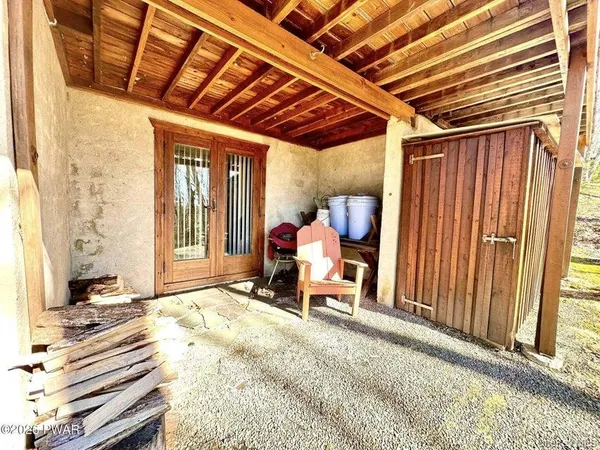 $299,999 | 130 Canterbrook Drive, Hawley, PA 18428