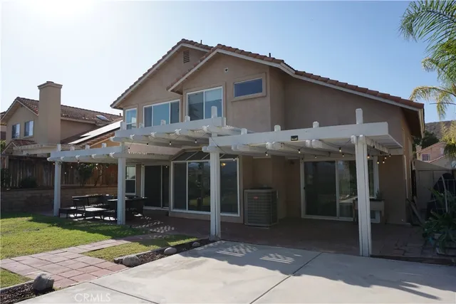 $824,999 | 2622 Presidio Lane, Corona, CA 92879