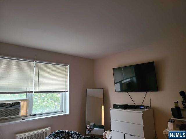 2215 North Central Road, Unit 5A Fort Lee, NJ 07024 - Photo 4 of 4