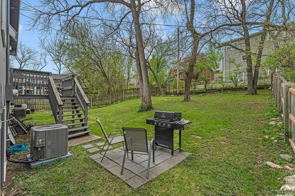 $325,000 | 1027 Jana Drive, Lawrence, KS 66049