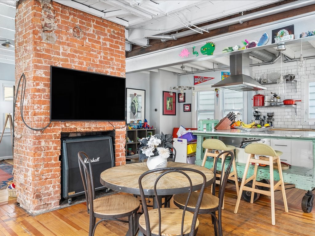 82 Willow Street Providence, RI 02909 - Photo 12 of 40