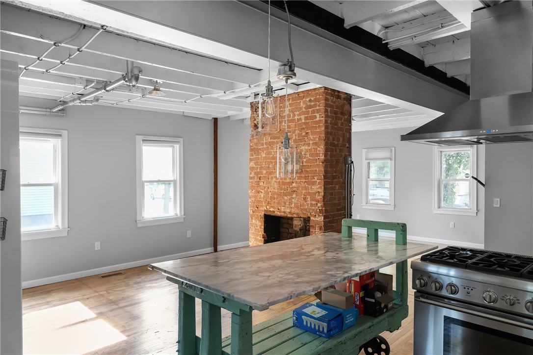 82 Willow Street Providence, RI 02909 - Photo 19 of 40