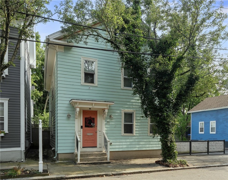 82 Willow Street Providence, RI 02909 - Photo 2 of 40