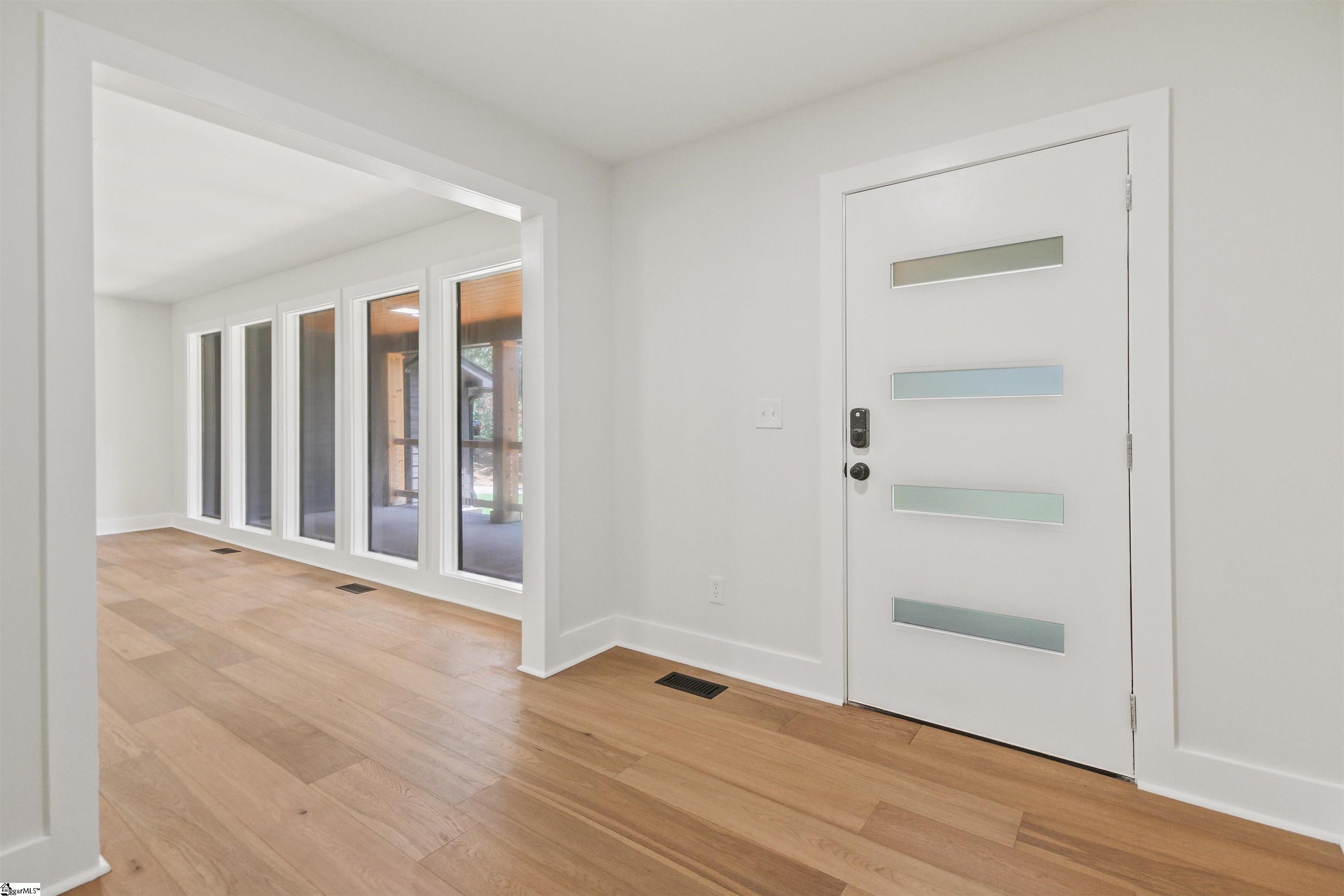 501 Cely Road Easley, SC 29642 - Photo 13 of 36