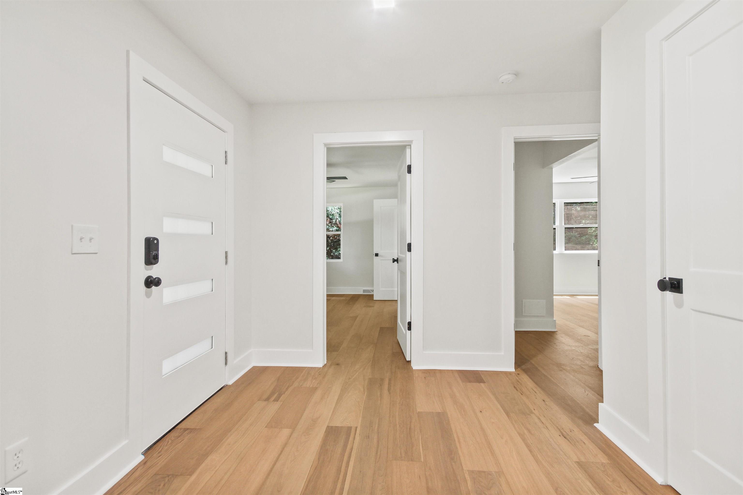 501 Cely Road Easley, SC 29642 - Photo 8 of 36