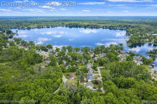 $375,000 | 7451 Garland Avenue, Brighton, MI 48116