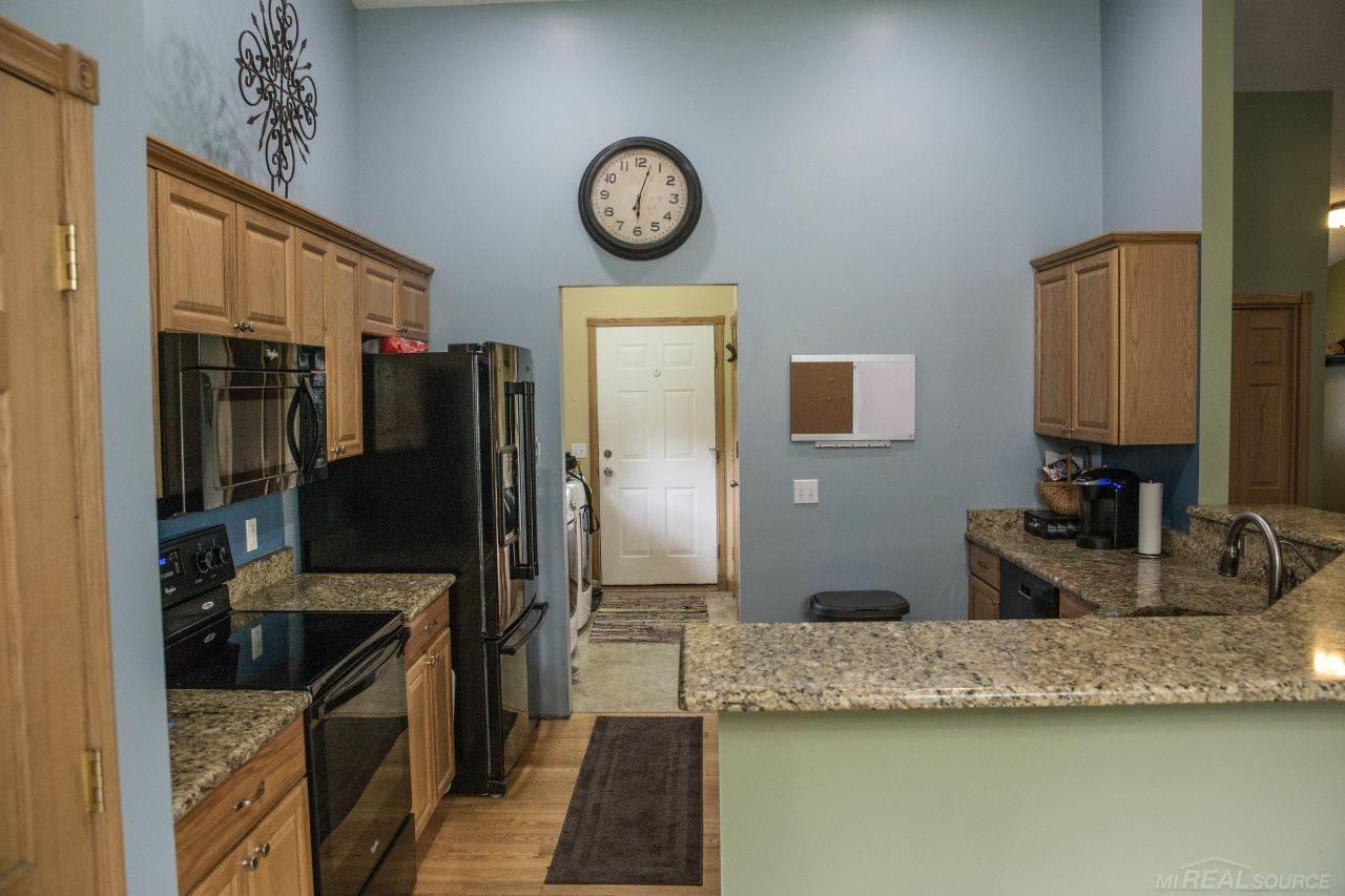 9197 Birch Run Road Millington, MI 48746 - Photo 15 of 41 31384788-14.JPG