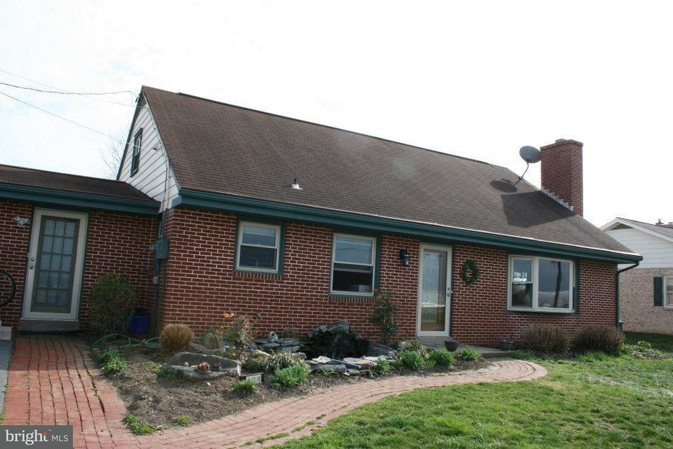 304 North Star Road Strasburg, PA 17579 - Photo 1 of 28 Gallery Image 1