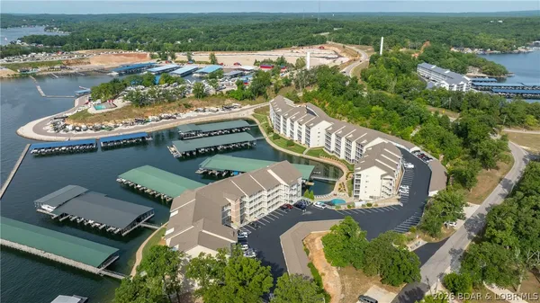 $389,000 | 18134 Millstone Cove Road, Unit 243, Gravois Mills, MO 65037
