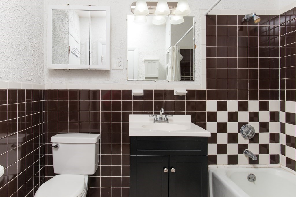 97 Court Road Winthrop, MA 02152 - Photo 35 of 42 Gallery Image 35
