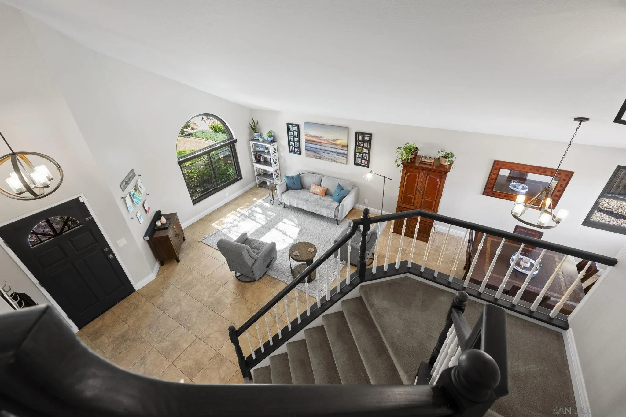 13972 Poway Valley Road Poway, CA 92064 - Photo 20 of 59 a living room with furniture