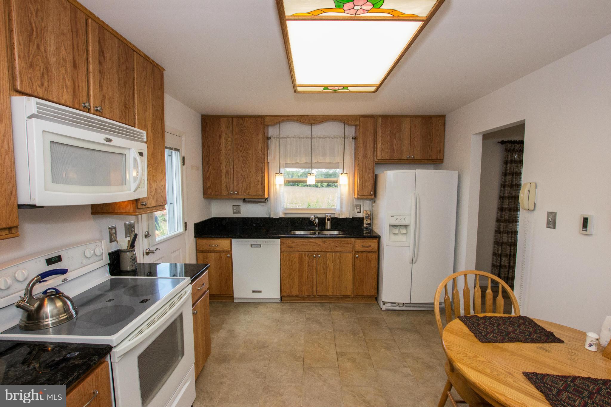 42380 Stumptown Road Leesburg, VA 20176 - Photo 4 of 21 Kitchen