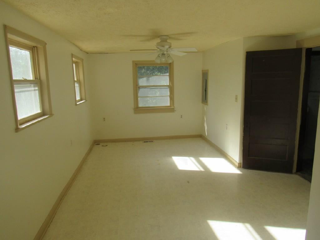 375 Bill Jones Road Afton, TN 37616 - Photo 8 of 16 DINING