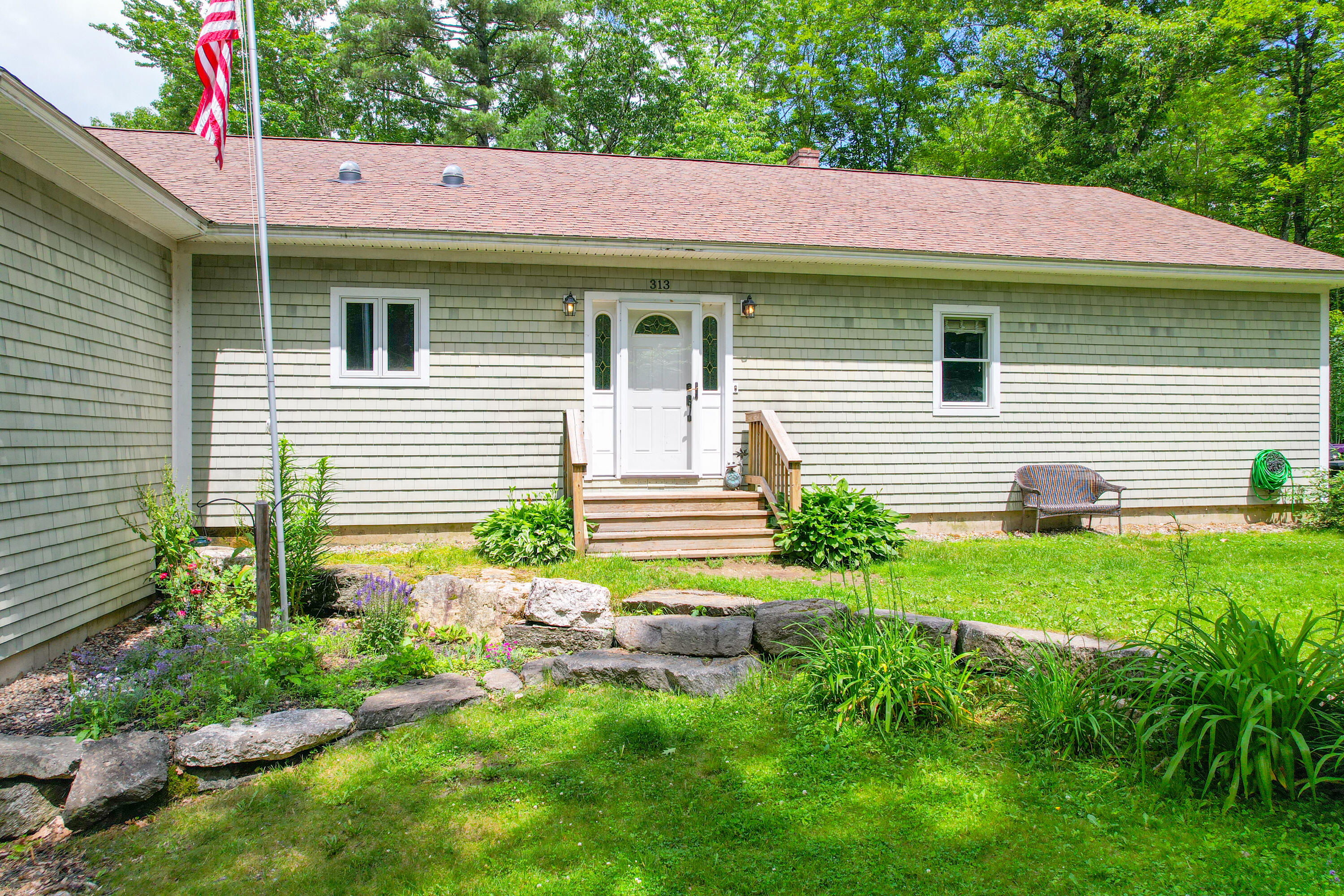 313 East Old County Road Newcastle, ME 04553 - Photo 2 of 57 313EOldCountyRd.Newcastle-33