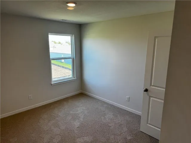 $2,699 | 19611 West 201st Street, Spring Hill, KS 66083