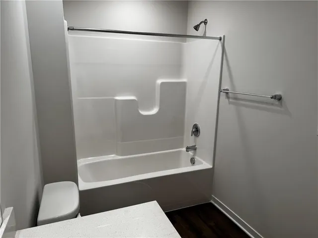 $2,699 | 19611 West 201st Street, Spring Hill, KS 66083