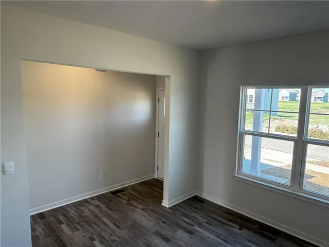 $2,699 | 19611 West 201st Street, Spring Hill, KS 66083