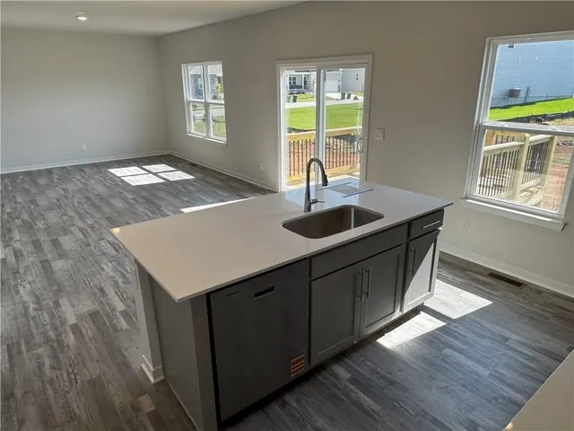 $2,699 | 19611 West 201st Street, Spring Hill, KS 66083