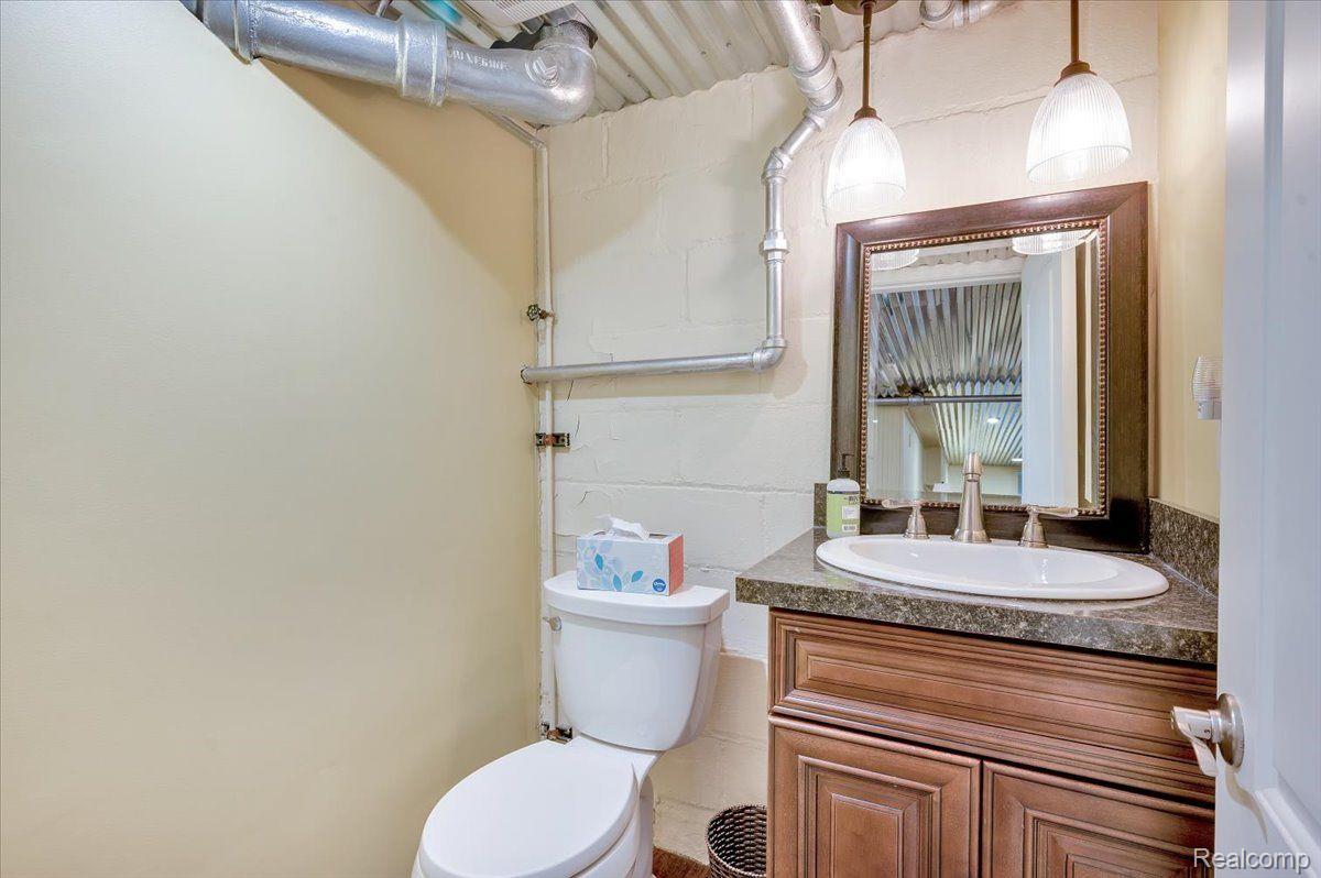 2758 Bamlet Road Royal Oak, MI 48073 - Photo 45 of 49 Gallery Image 45