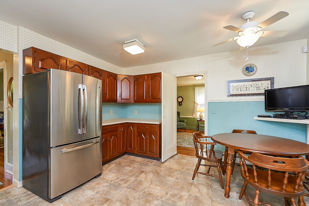 125 Coolidge Road Worcester, MA 01602 - Photo 9 of 30 Gallery Image 9