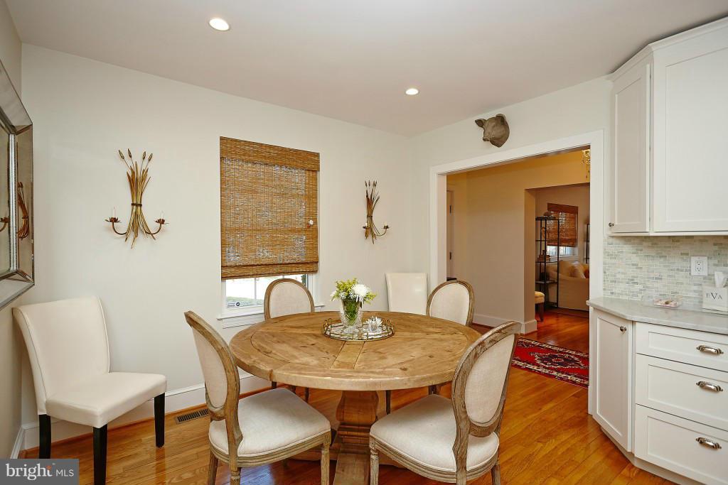 3830 Chesterbrook Road Arlington, VA 22207 - Photo 7 of 23 Dining Room