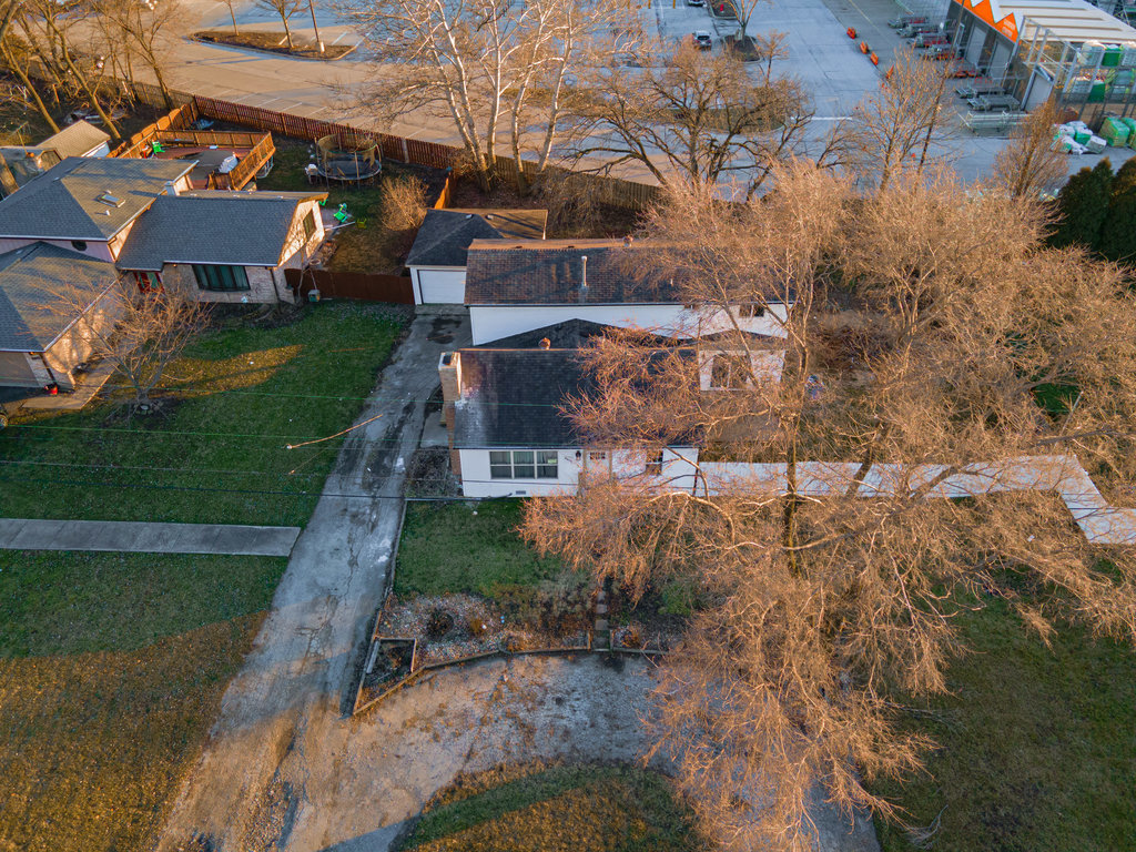 4841 West 119th Street Alsip, IL 60803 - Photo 33 of 33 an aerial view of residential house with outdoor space
