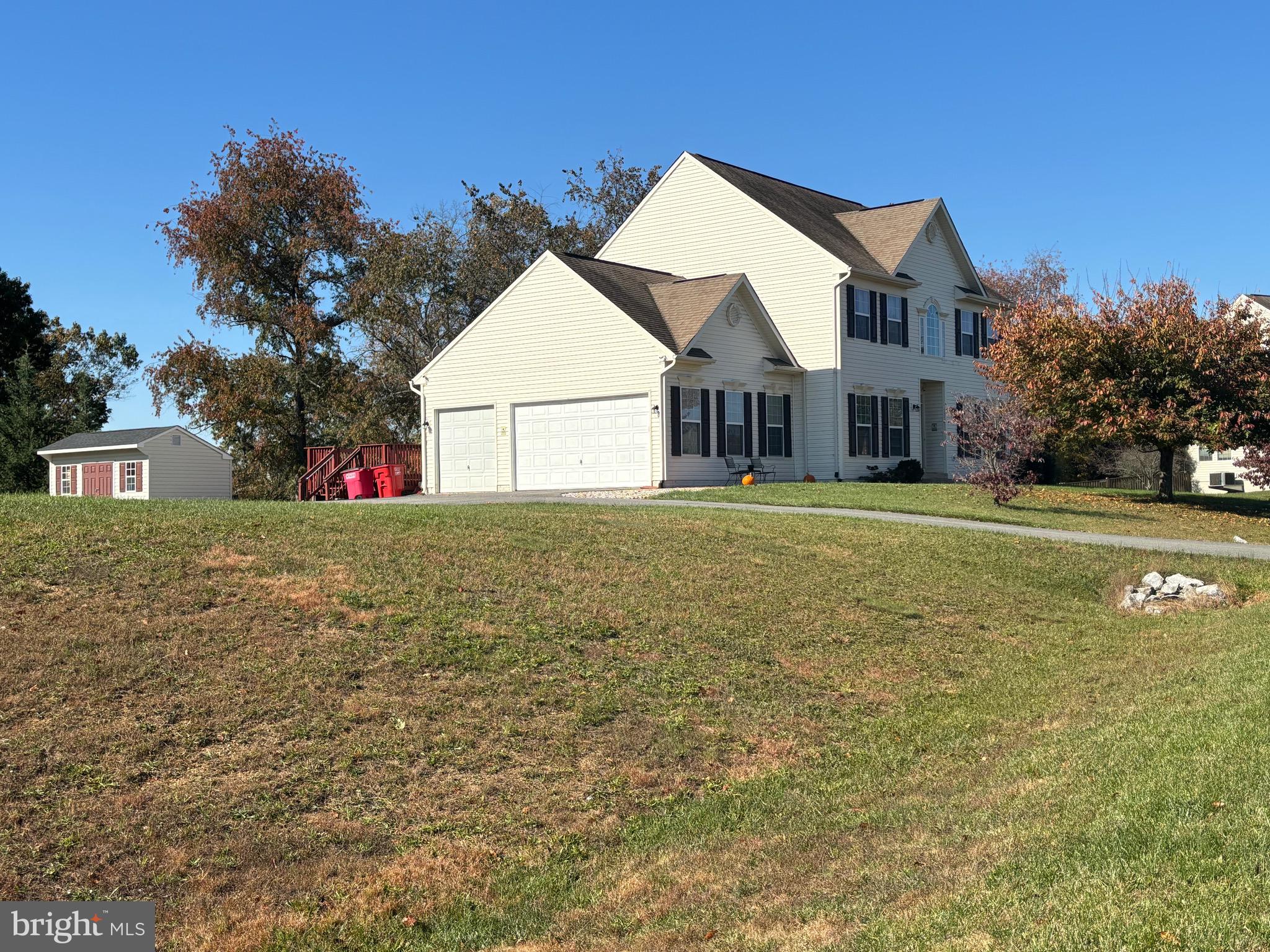 118 Rippling Waters Way Falling Waters, WV 25419 - Photo 8 of 117 Gallery Image 8