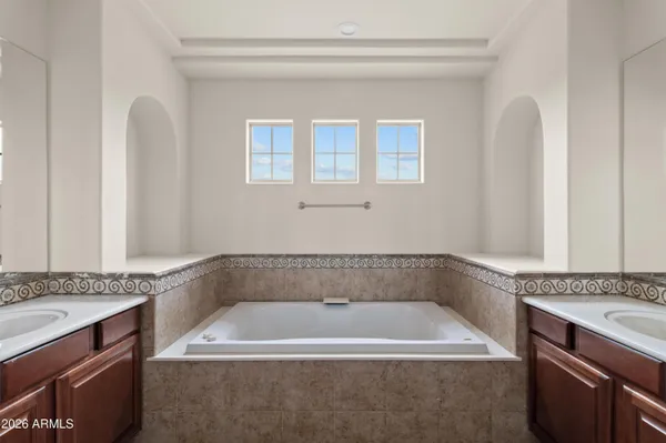 $4,499 | 3724 East Robin Lane, Phoenix, AZ 85050