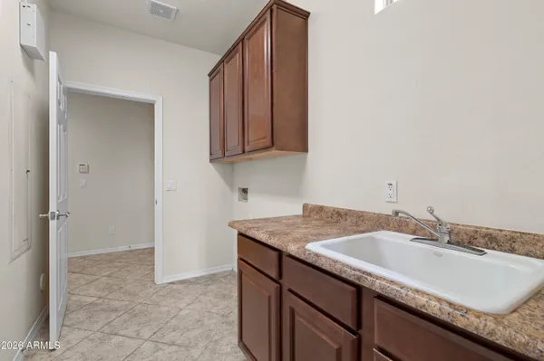 $4,499 | 3724 East Robin Lane, Phoenix, AZ 85050