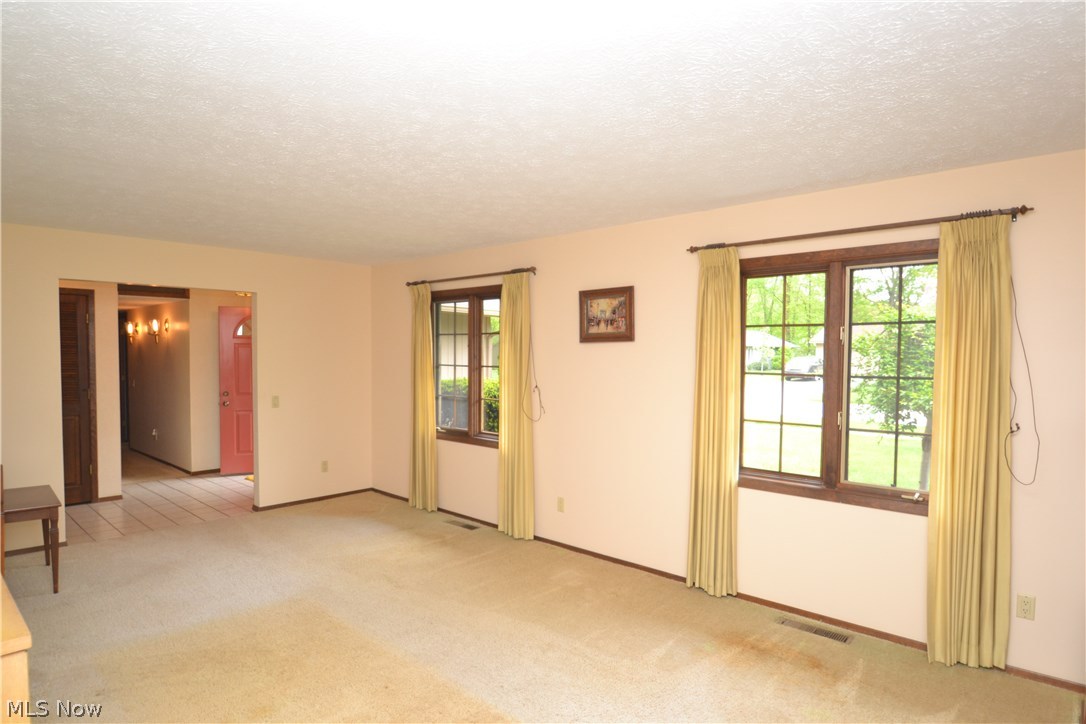 5218 North Barton Road North Ridgeville, OH 44039 - Photo 4 of 24 Gallery Image 4