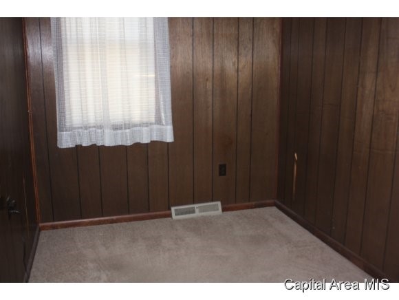 1105 North 12th Street Springfield, IL 62702 - Photo 8 of 13