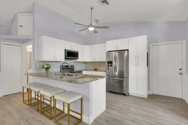 $2,500 | 1176 Staghorn Street, Wellington, FL 33414