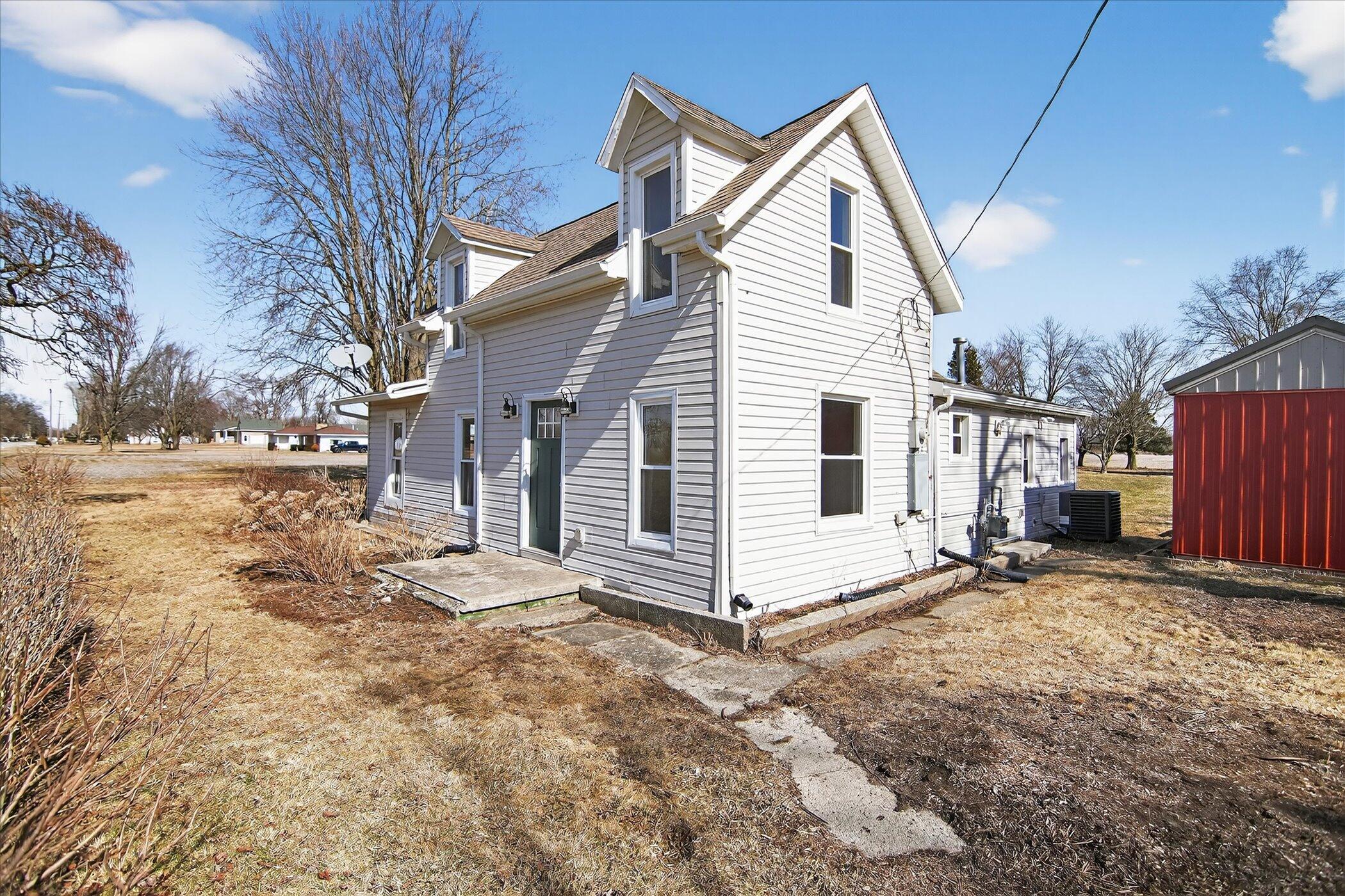 12250 Wabash Road Milan, MI 48160 - Photo 3 of 49 03-12250-Wabash-Rd-Milan-MI-48160-Window