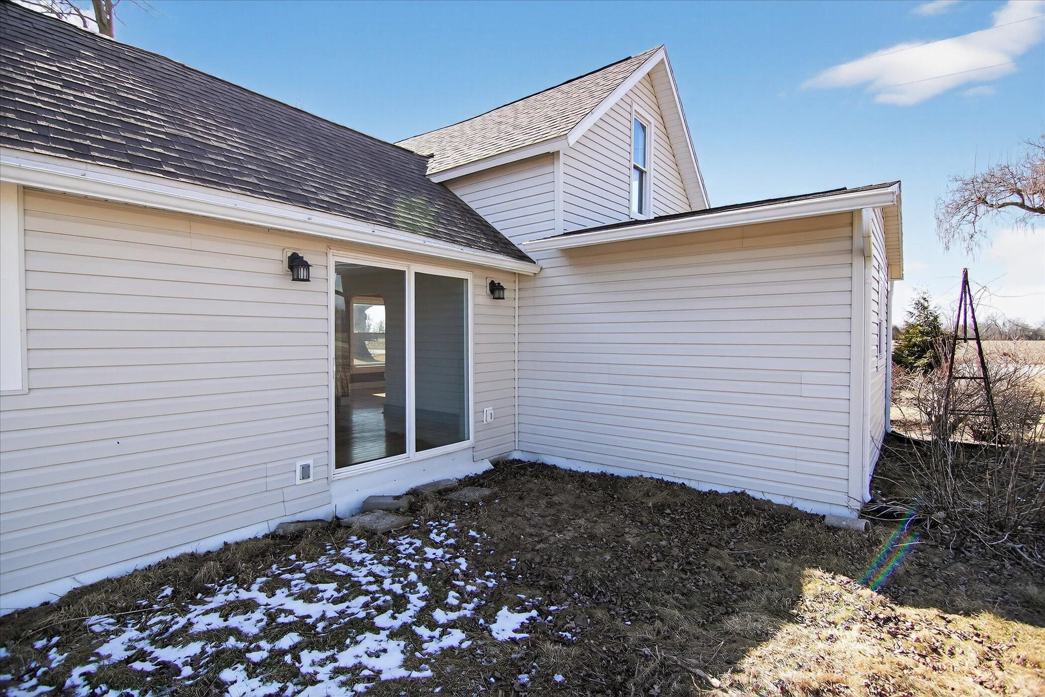 12250 Wabash Road Milan, MI 48160 - Photo 41 of 49 41-12250-Wabash-Rd-Milan-MI-48160-Window