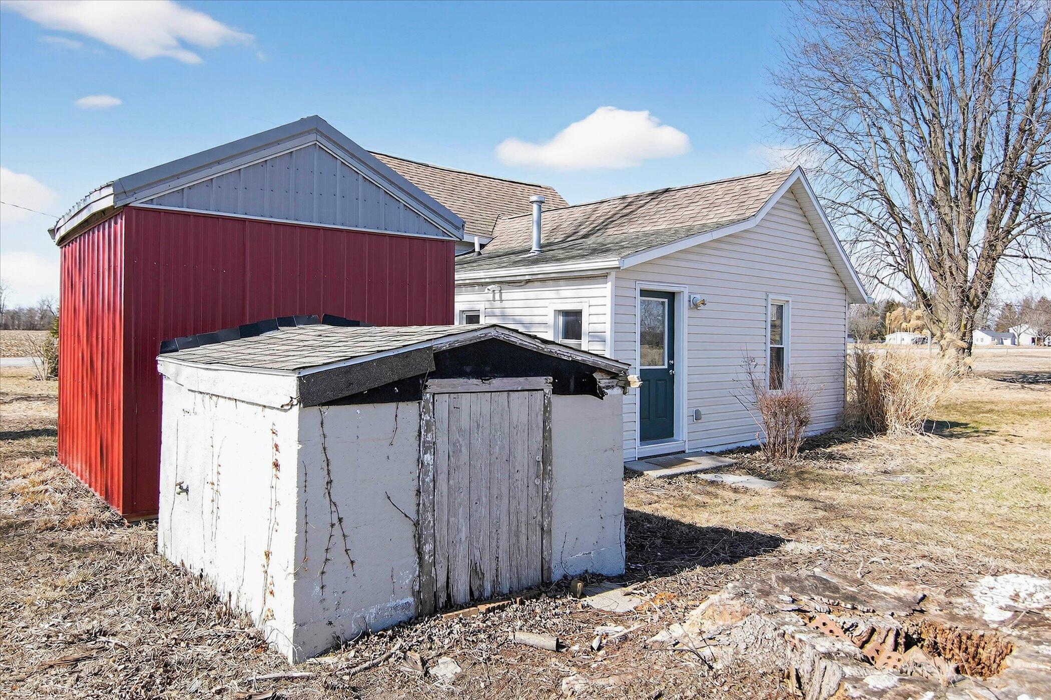 12250 Wabash Road Milan, MI 48160 - Photo 44 of 49 44-12250-Wabash-Rd-Milan-MI-48160-Window