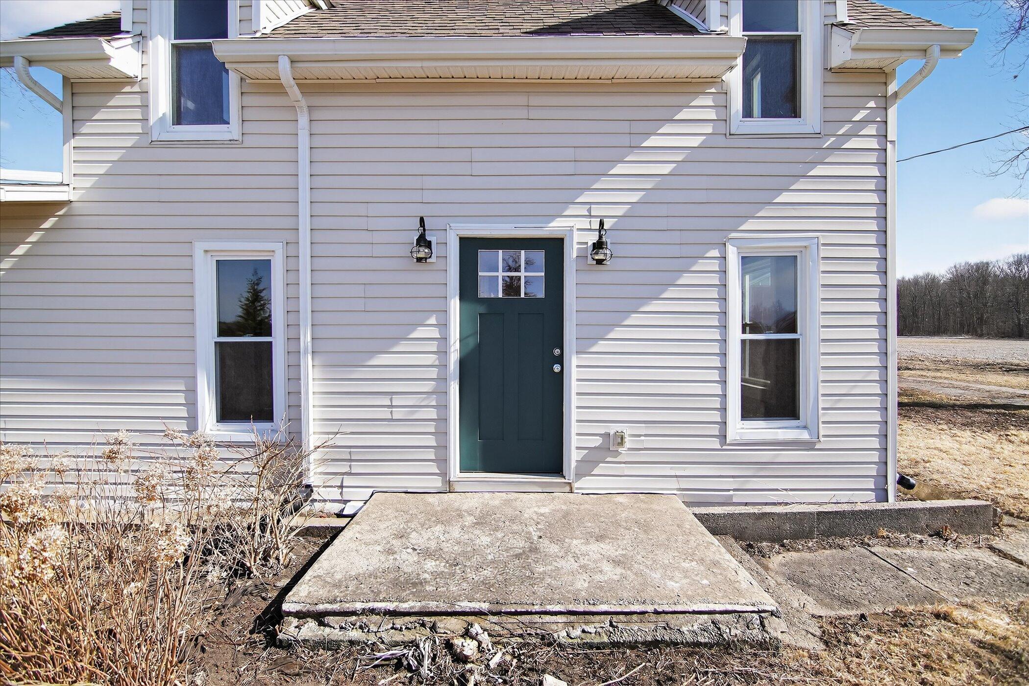 12250 Wabash Road Milan, MI 48160 - Photo 5 of 49 05-12250-Wabash-Rd-Milan-MI-48160-Window