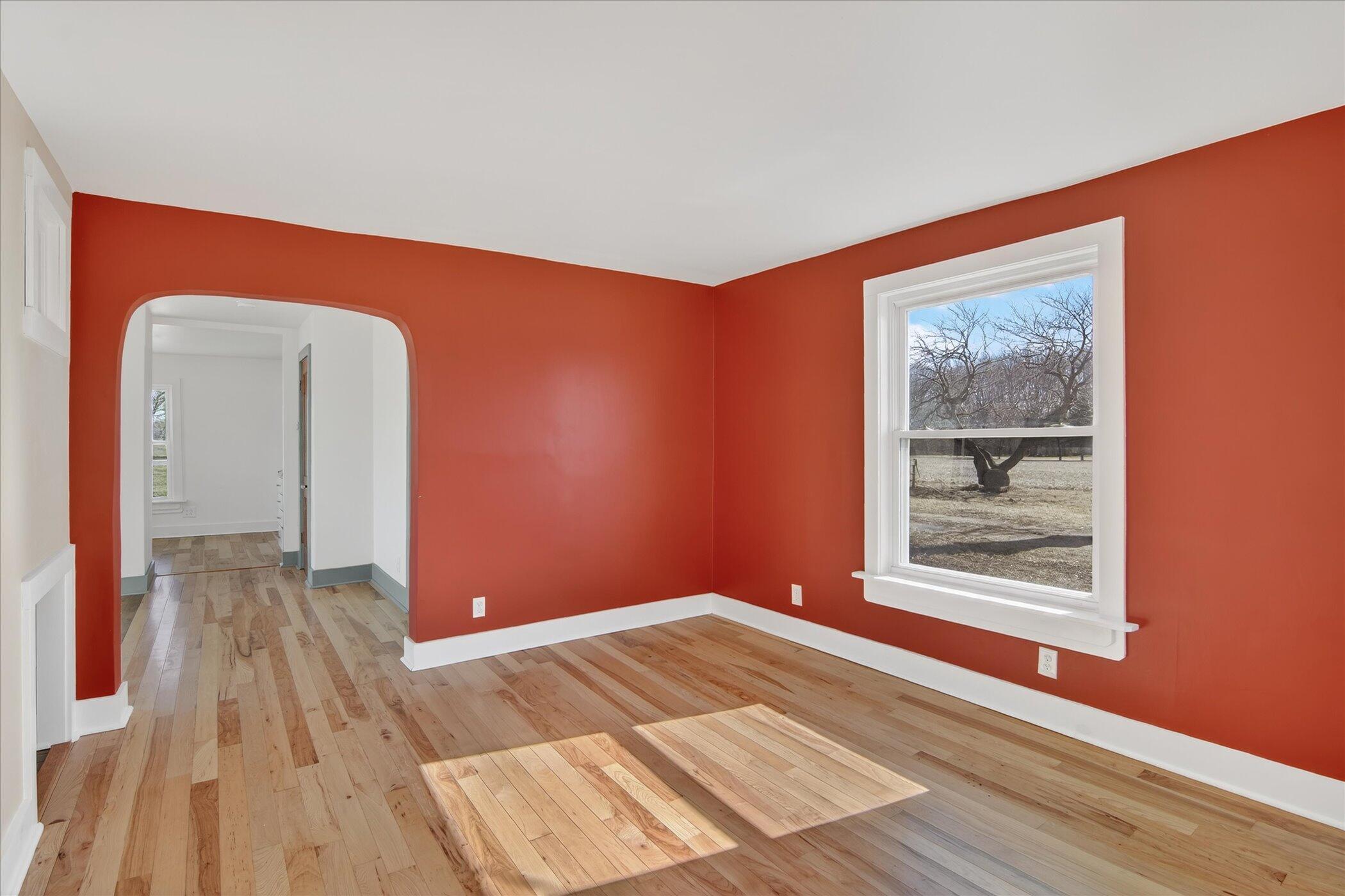 12250 Wabash Road Milan, MI 48160 - Photo 8 of 49 08-12250-Wabash-Rd-Milan-MI-48160-Window