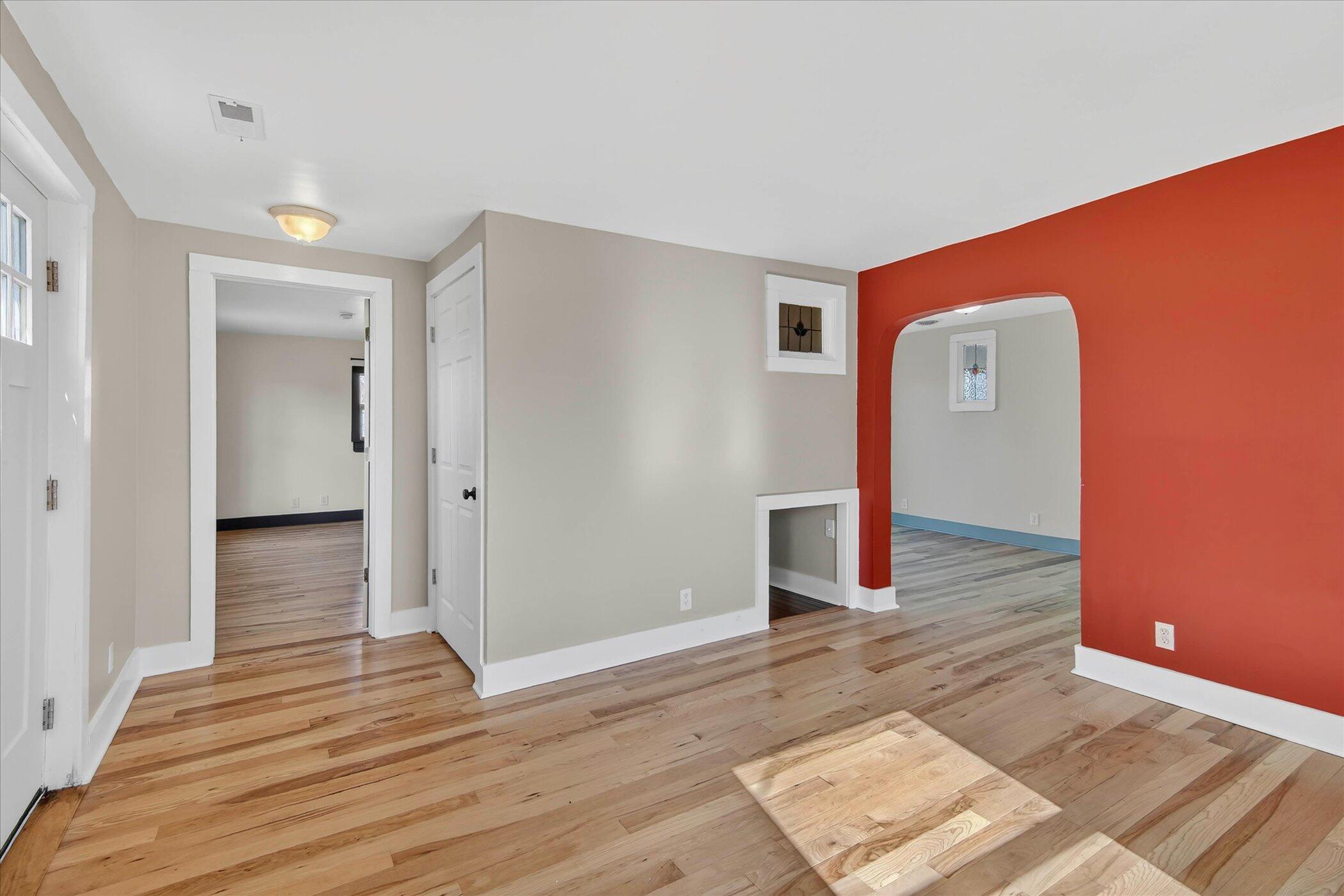 12250 Wabash Road Milan, MI 48160 - Photo 10 of 49 10-12250-Wabash-Rd-Milan-MI-48160-Window