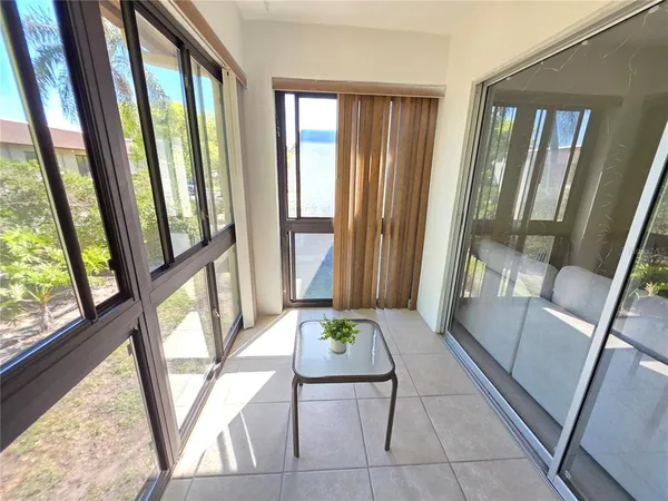 $125,900 | 2750 East Bay Drive, Unit 10E, Largo, FL 33771